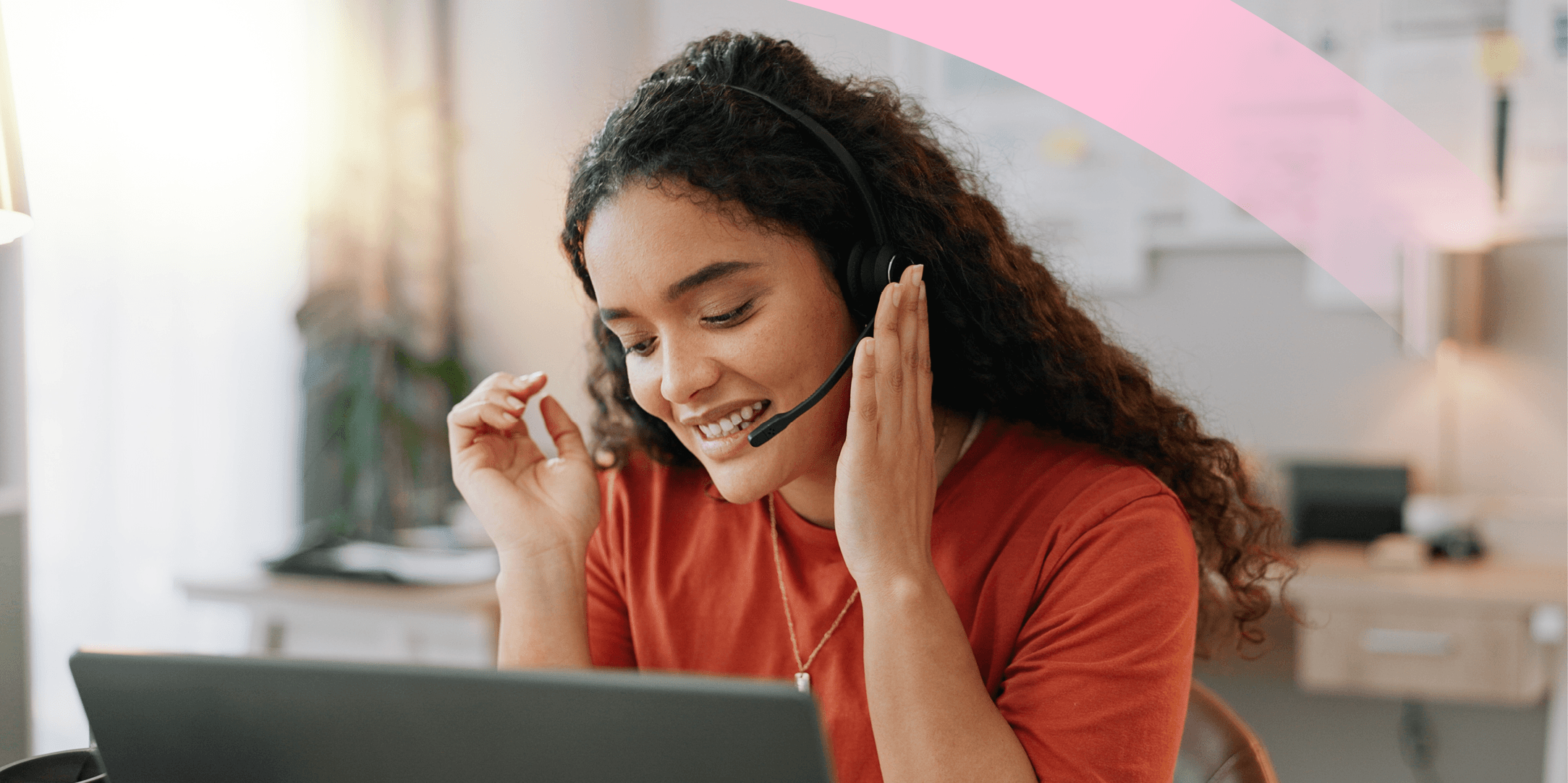 No internal communicator is an island – or a company help desk, says IC expert Dafna Arad. Here, she explains how to stop acting like one.