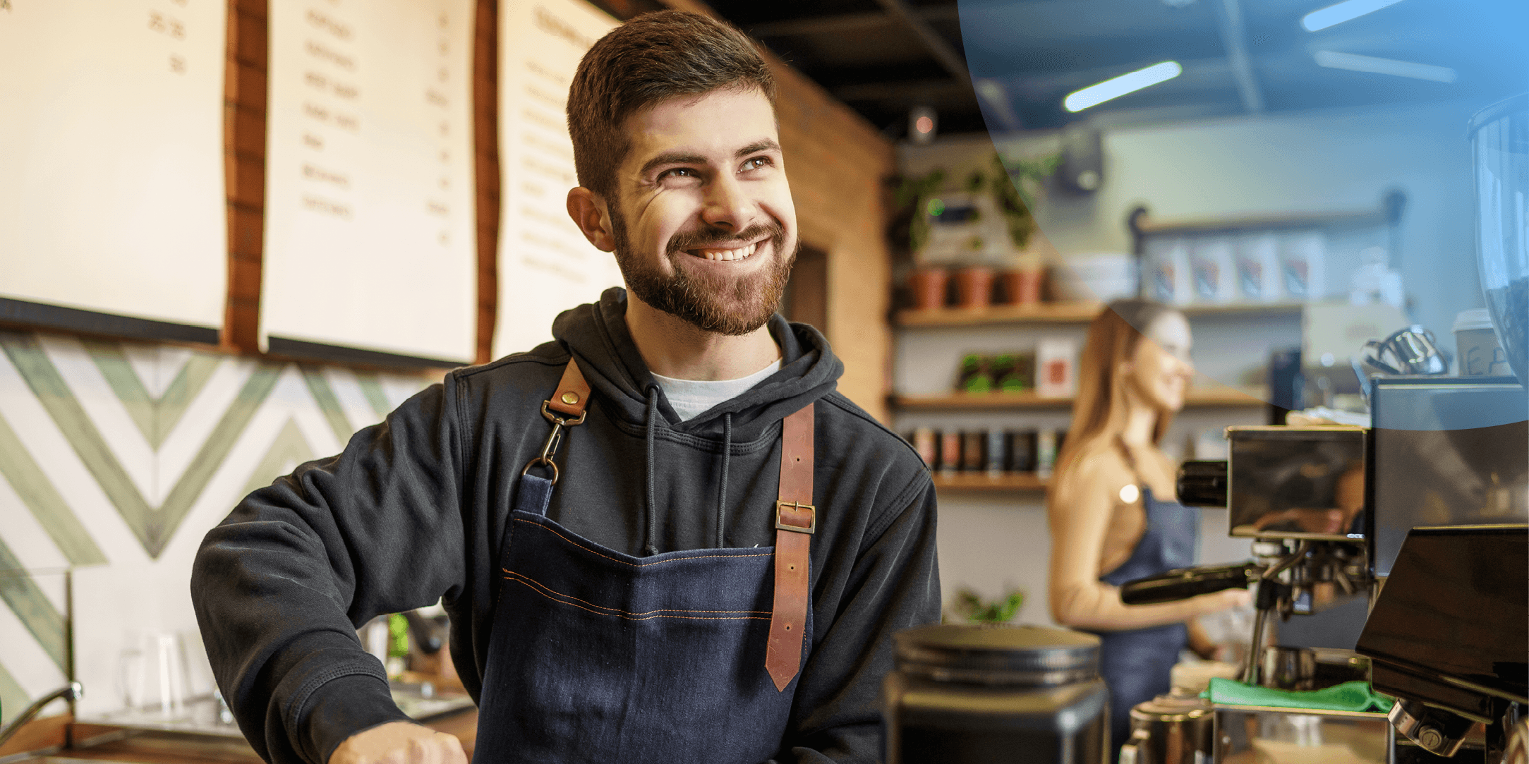 Employees in the field or the factory are often harder to reach, but engaging them could have a big effect on your business. Here’s everything you need to start nailing your internal comms for frontline workers.